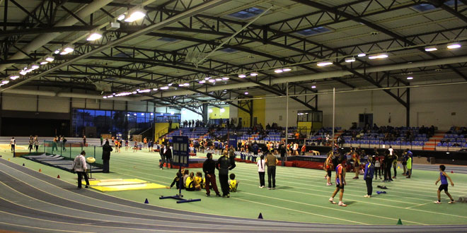 Athlétisme: épreuves combinées et départementaux en salle à Bompas